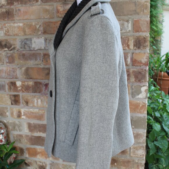 J. Crew Stadium Cloth by Nello Gori Size 10 Wool Nylon Blend Gray Knit Collar - Picture 3 of 11